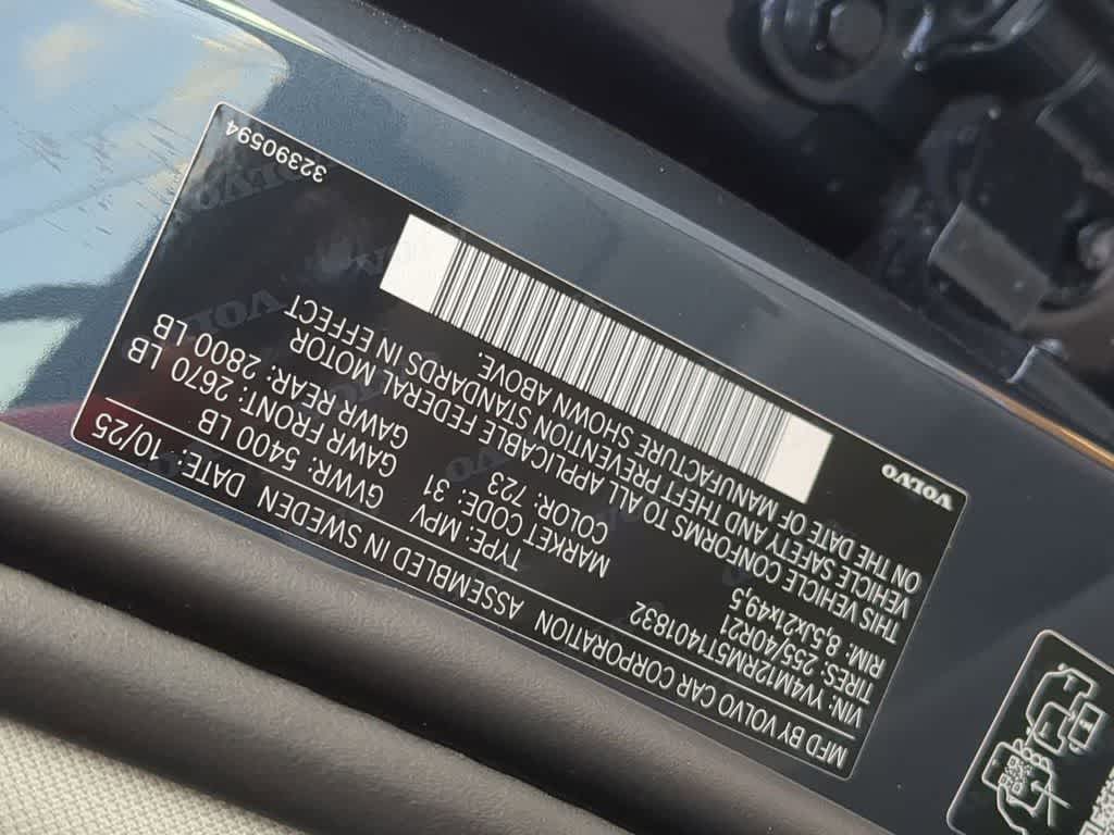 Thumbnail: 2026 Volvo XC60 - 34