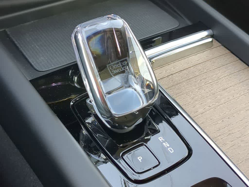 Thumbnail: 2026 Volvo XC60 - 31