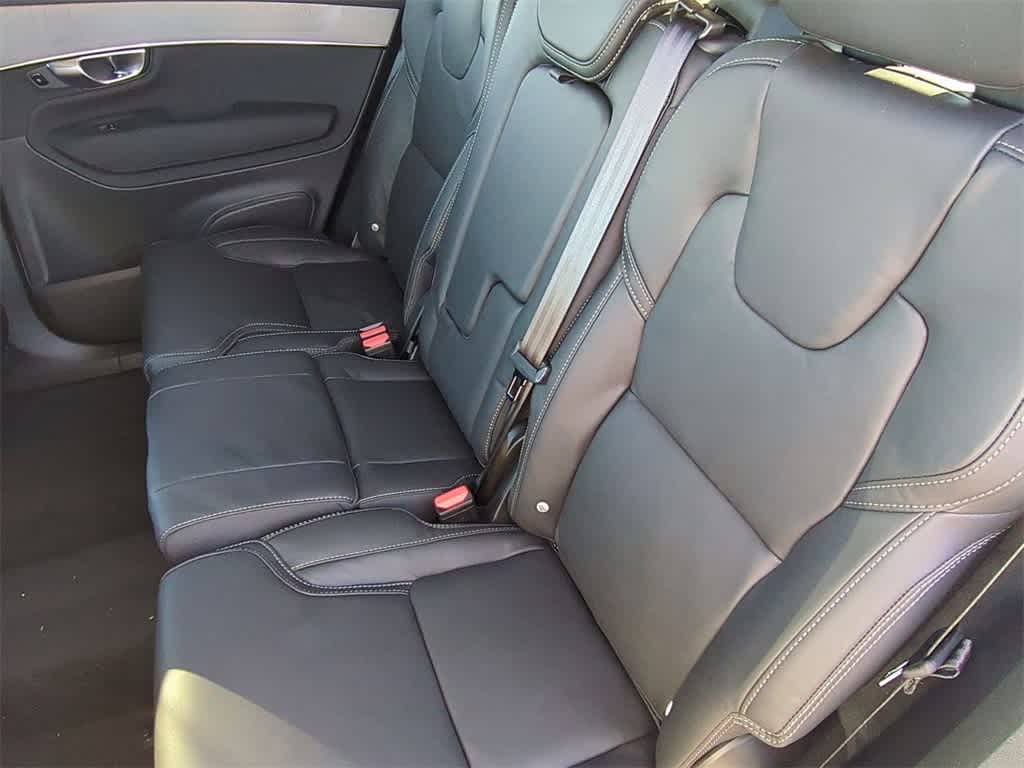 Thumbnail: 2026 Volvo XC90 - 18