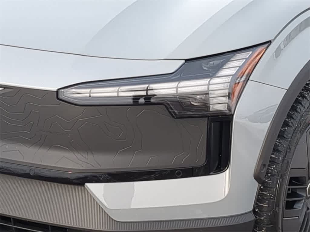 Thumbnail: 2026 Volvo EX30 - 10