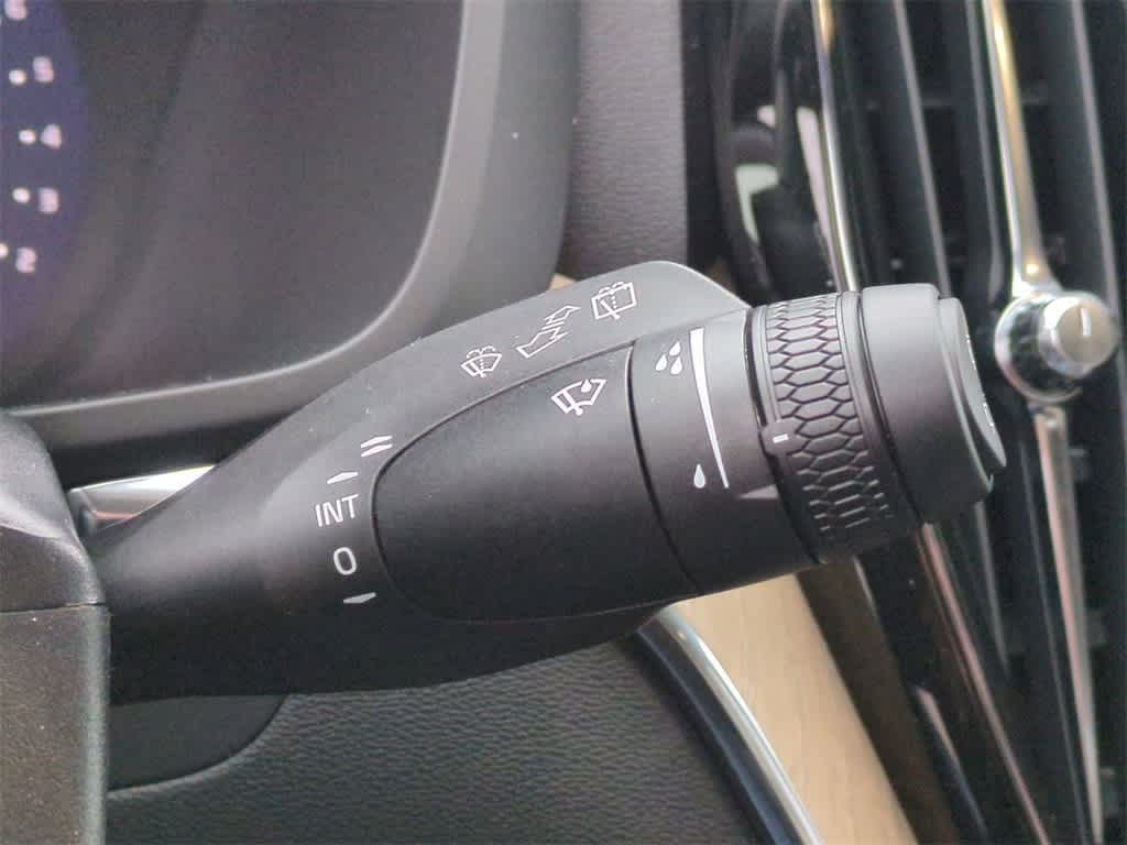 Thumbnail: 2026 Volvo XC60 - 26