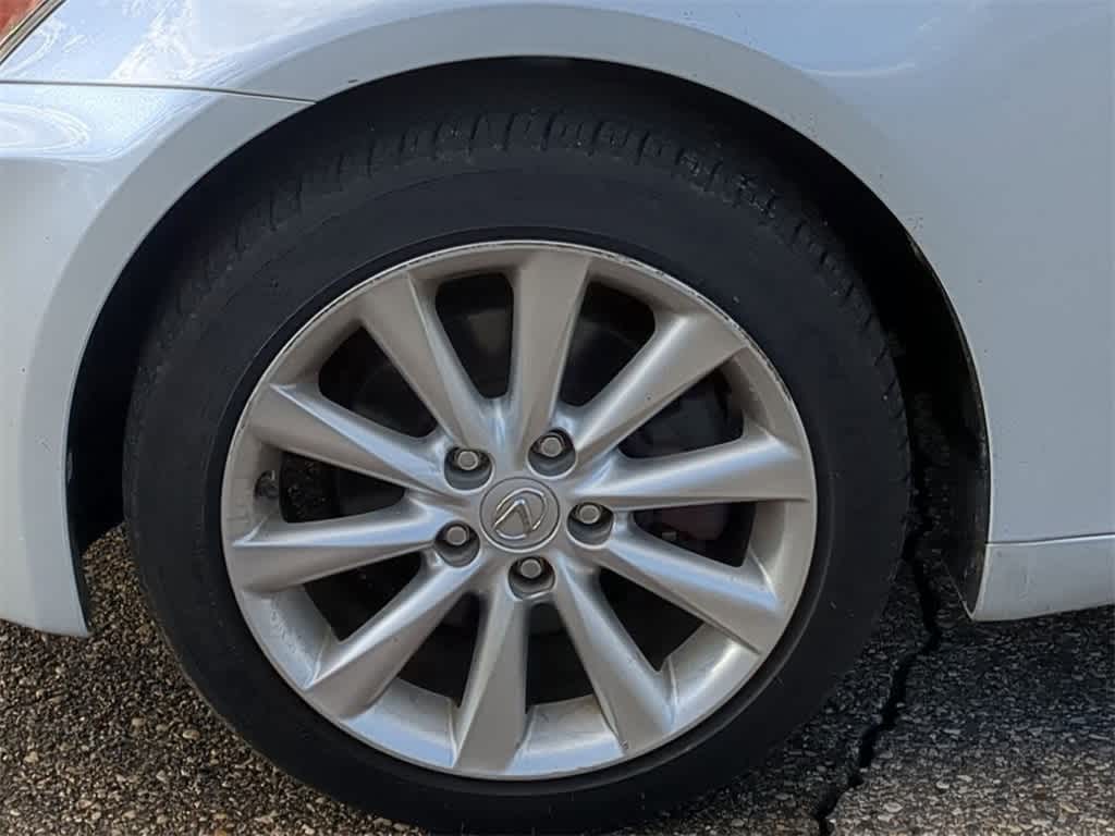 Thumbnail: 2010 Lexus IS - 13