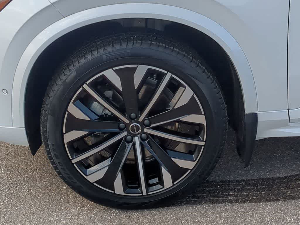 Thumbnail: 2026 Volvo XC90 - 13