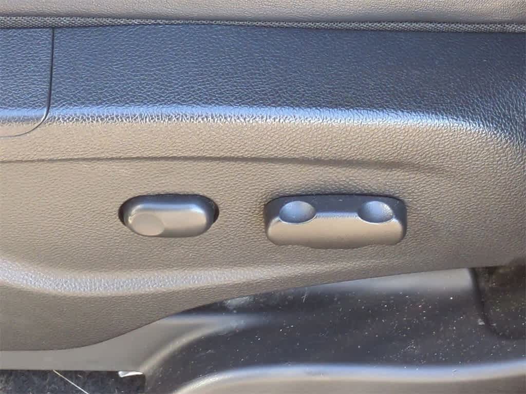 Thumbnail: 2019 Buick Encore - 16