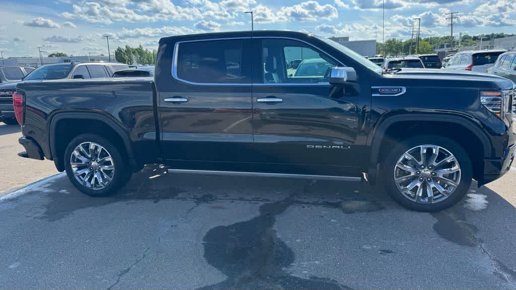 Thumbnail: 2024 GMC Sierra 1500 - 4