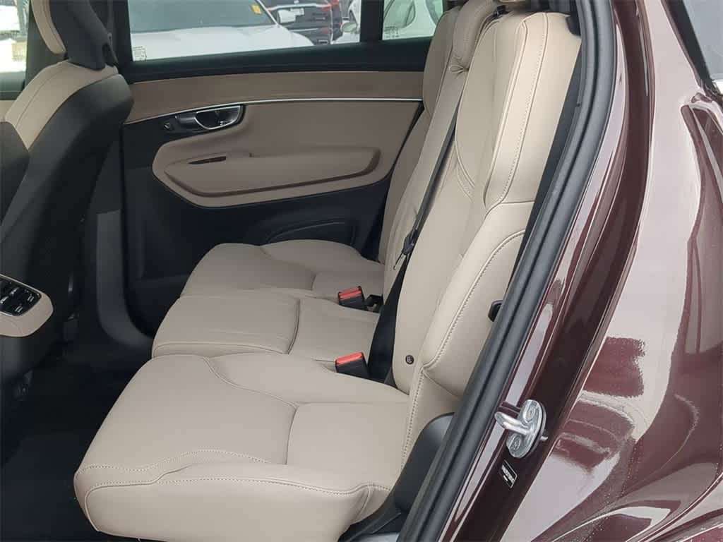 Thumbnail: 2026 Volvo XC90 - 18