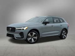 2025 Volvo XC60 plug-in hybrid T8 Plus SUV