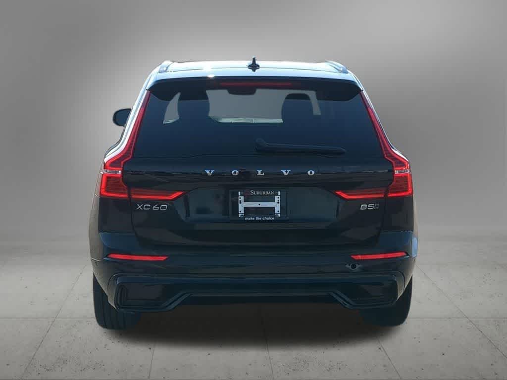 Thumbnail: 2025 Volvo XC60 - 5