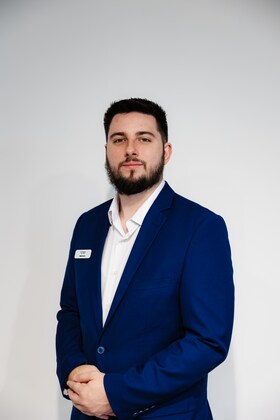 Staff member Carl Maddox from ID_ec2629