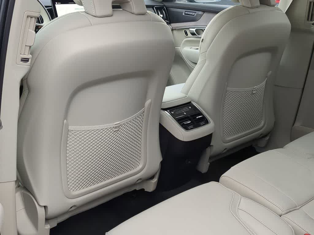 Thumbnail: 2026 Volvo XC90 - 18