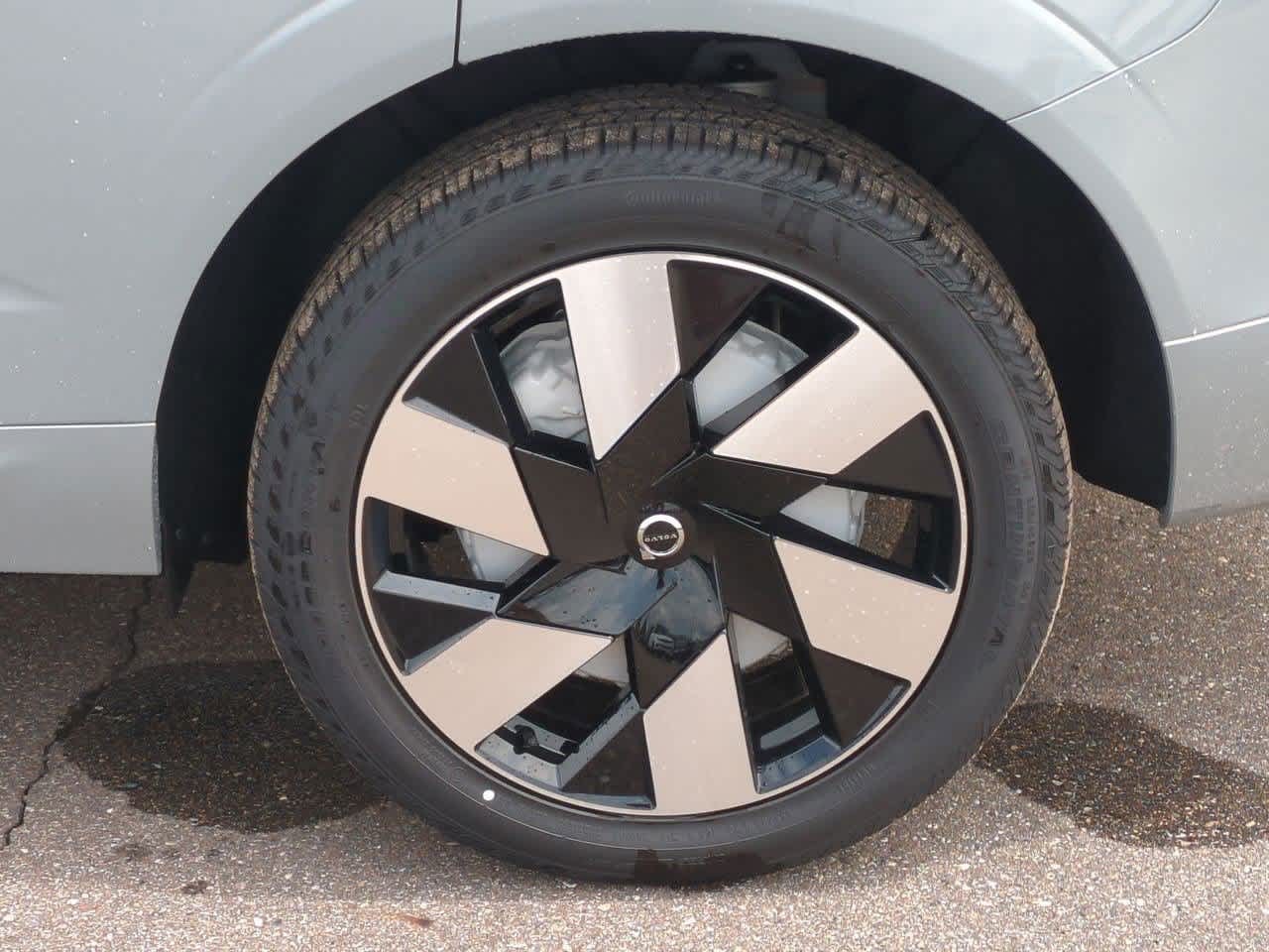 Thumbnail: 2025 Volvo XC60 - 12