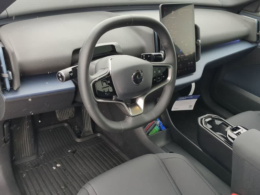 Thumbnail: 2025 Volvo EX30 - 2