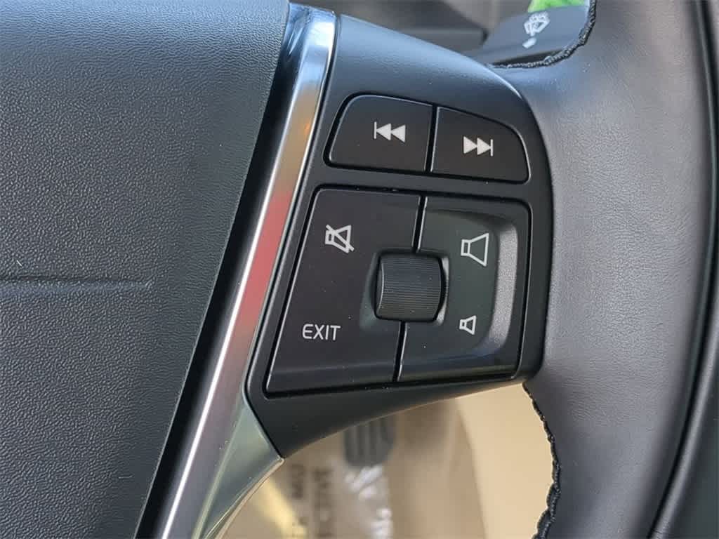 Thumbnail: 2014 Volvo S60 - 23