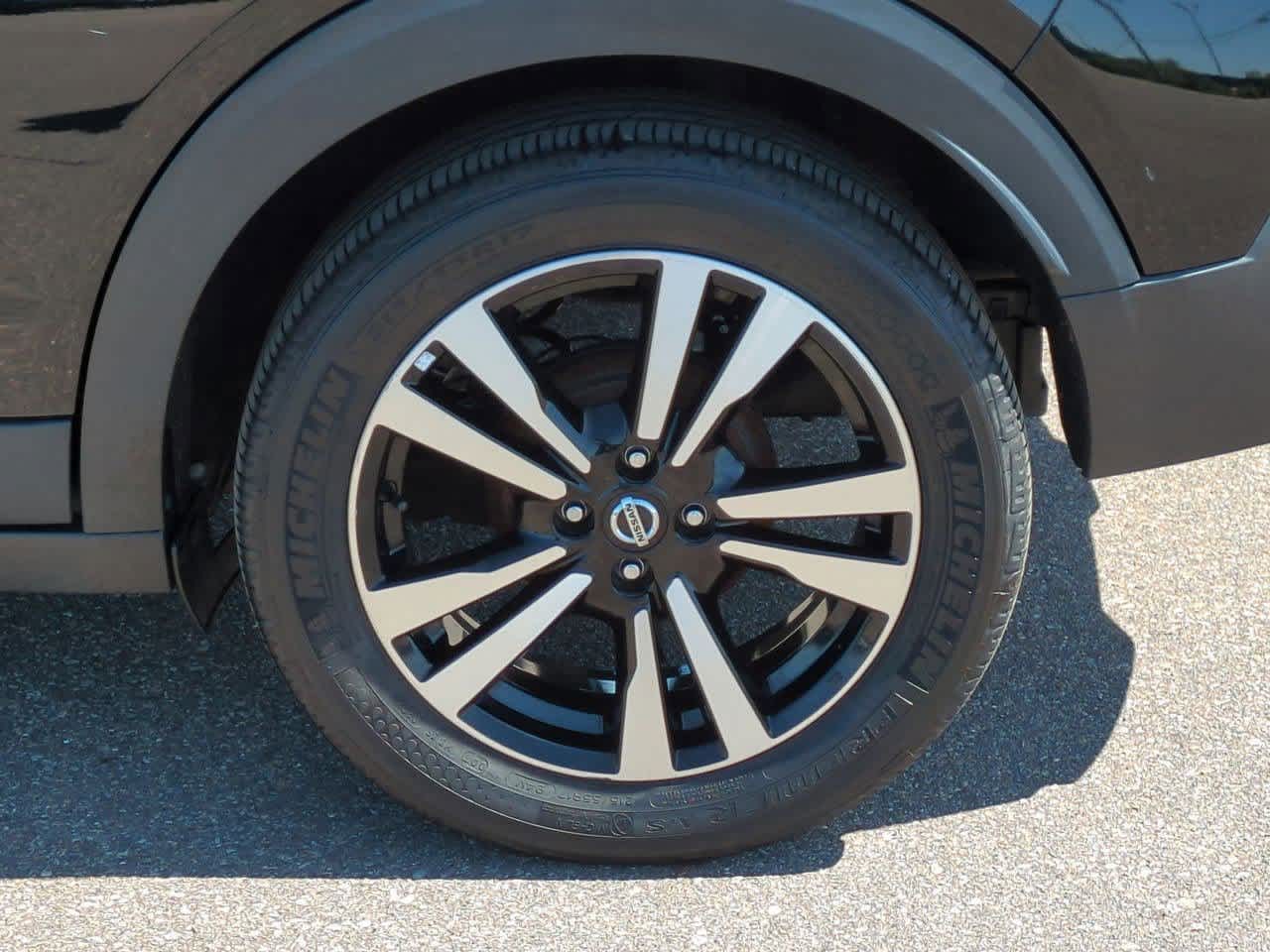Thumbnail: 2019 Nissan Kicks - 12