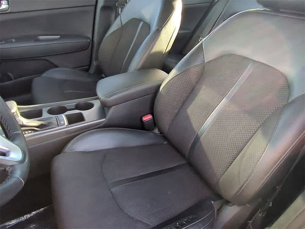 Thumbnail: 2018 Kia Optima - 15