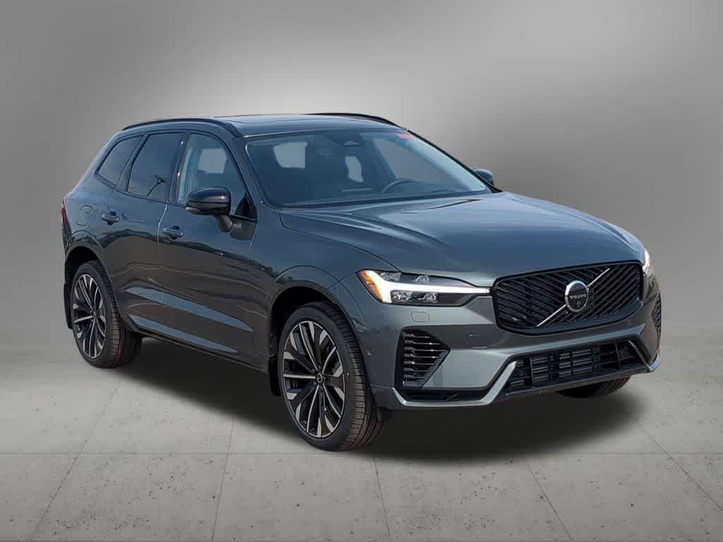 Thumbnail: 2026 Volvo XC60 - 8