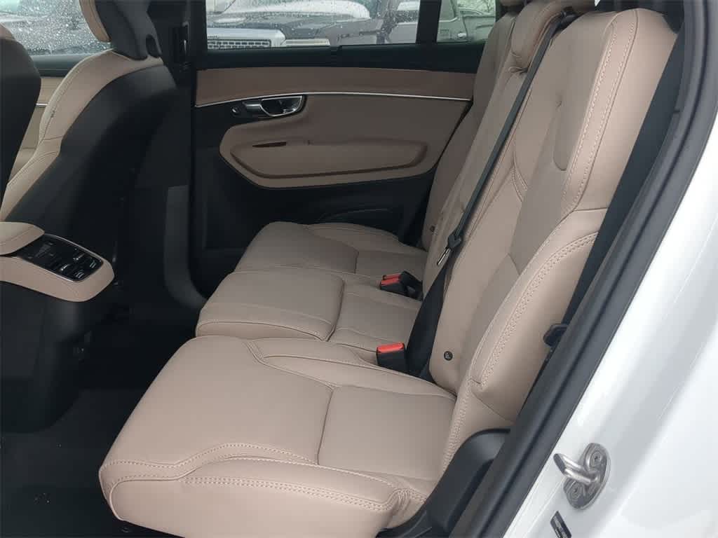 Thumbnail: 2026 Volvo XC90 - 18
