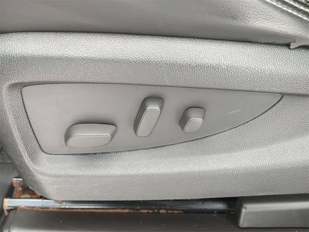 Thumbnail: 2014 GMC Sierra 1500 - 16