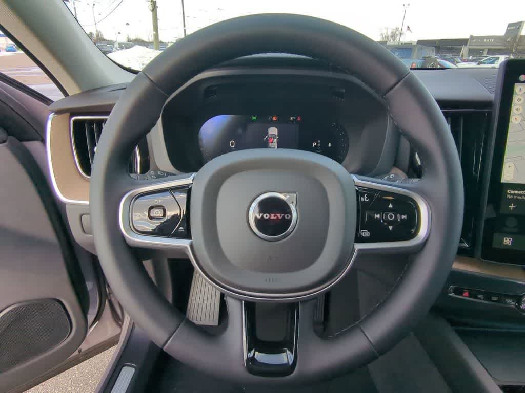 Thumbnail: 2026 Volvo XC60 - 21