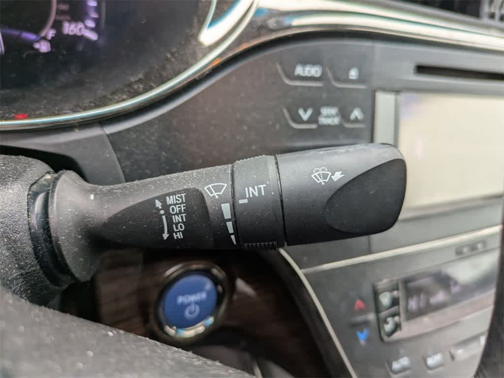 Thumbnail: 2013 Toyota Avalon - 26