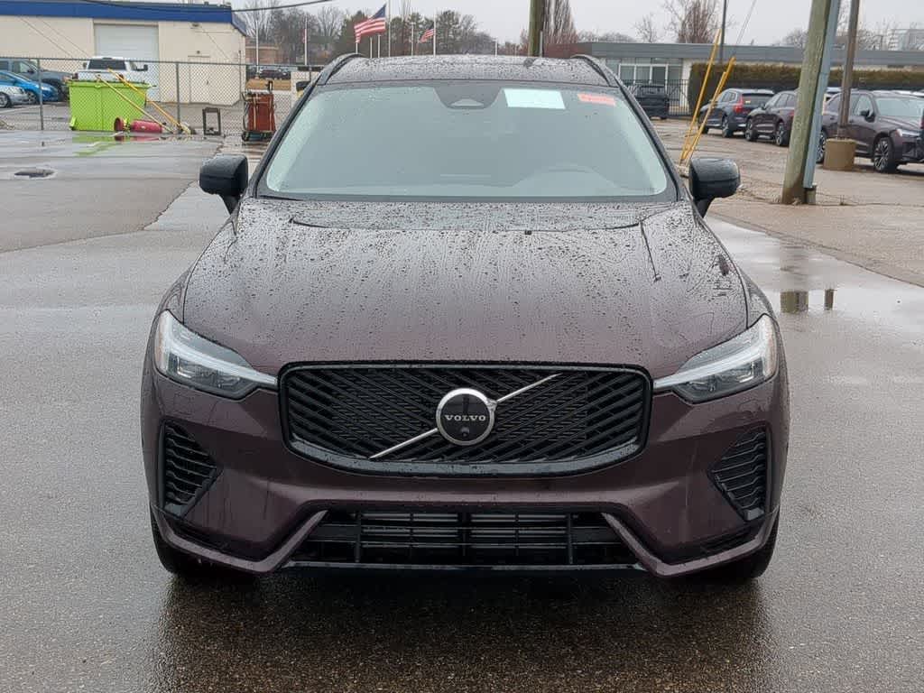 Thumbnail: 2026 Volvo XC60 - 3