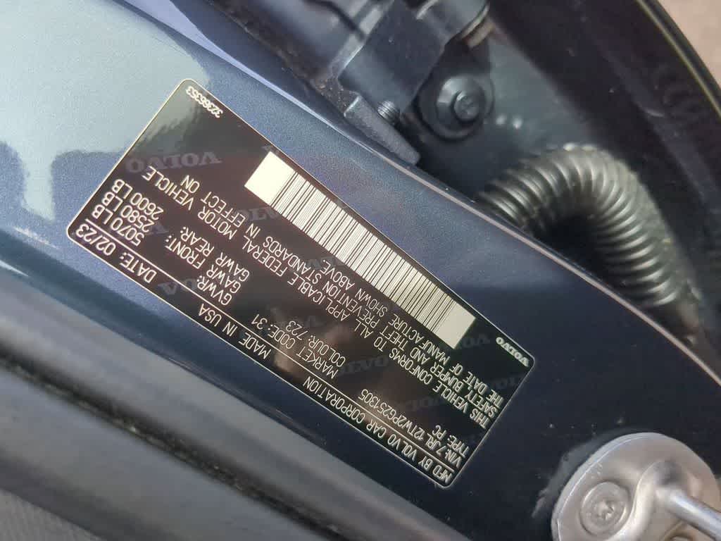 Thumbnail: 2023 Volvo S60 - 35