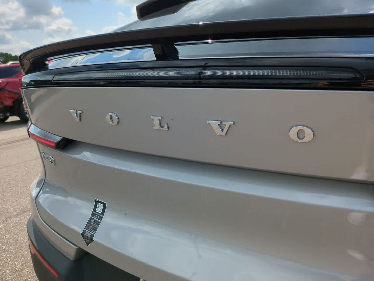 Thumbnail: 2024 Volvo C40 - 10