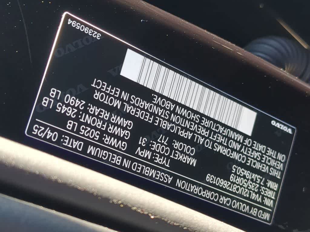 Thumbnail: 2026 Volvo XC40 - 33