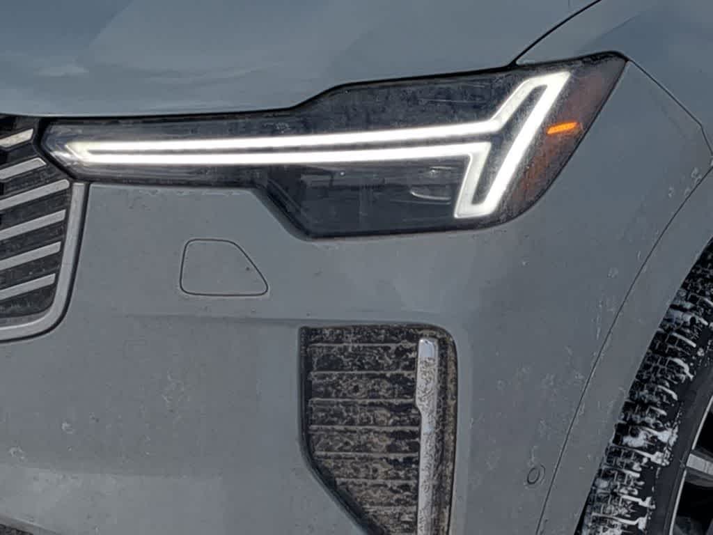 Thumbnail: 2026 Volvo XC90 - 10