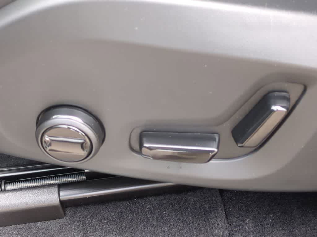 Thumbnail: 2026 Volvo XC90 - 15