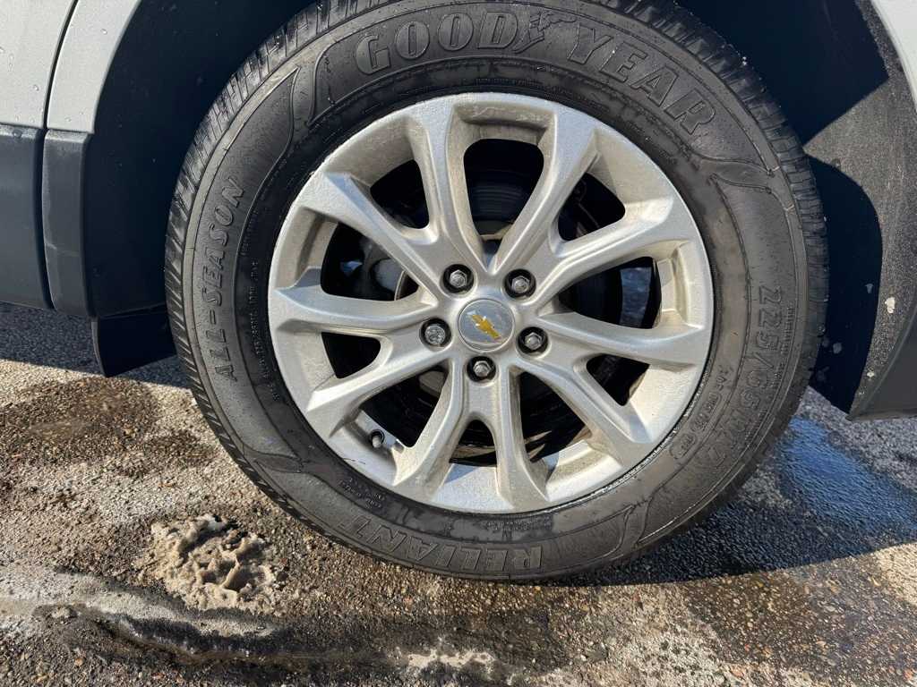 Thumbnail: 2020 Chevrolet Equinox - 12