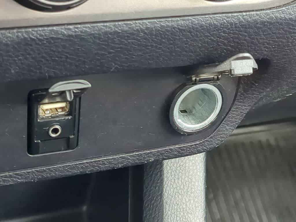 Thumbnail: 2019 Toyota Tacoma - 29