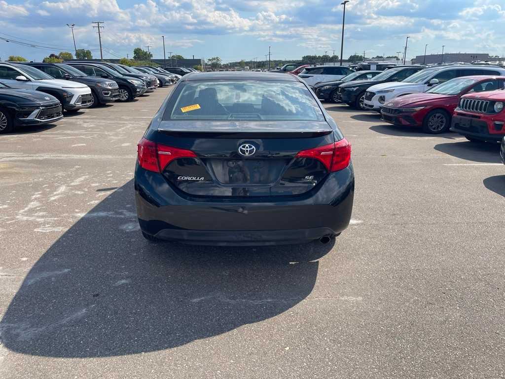 Thumbnail: 2018 Toyota Corolla - 4