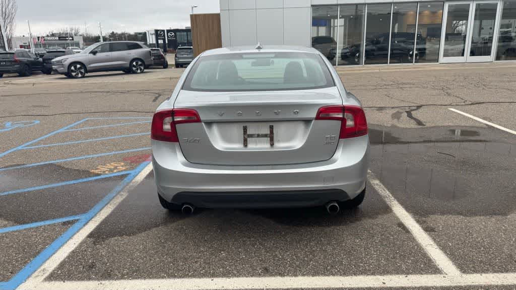 Thumbnail: 2013 Volvo S60 - 6