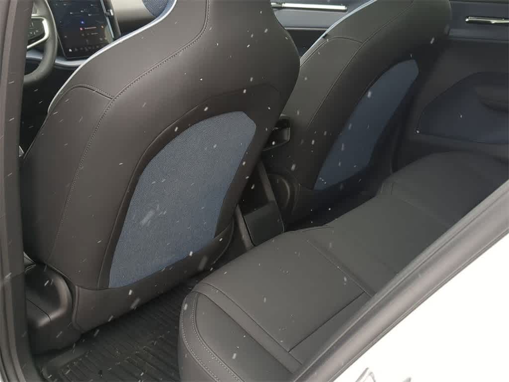 Thumbnail: 2025 Volvo EX30 - 17