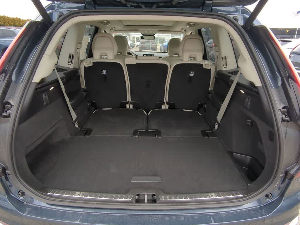 Thumbnail: 2026 Volvo XC90 - 36