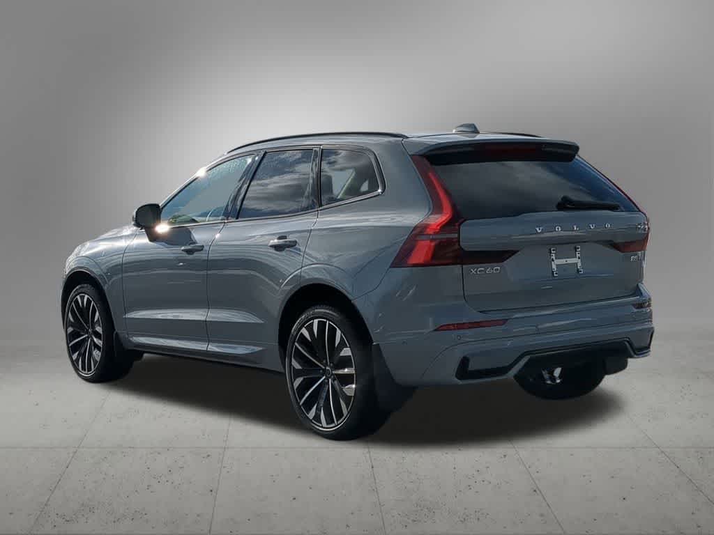 Thumbnail: 2026 Volvo XC60 - 4