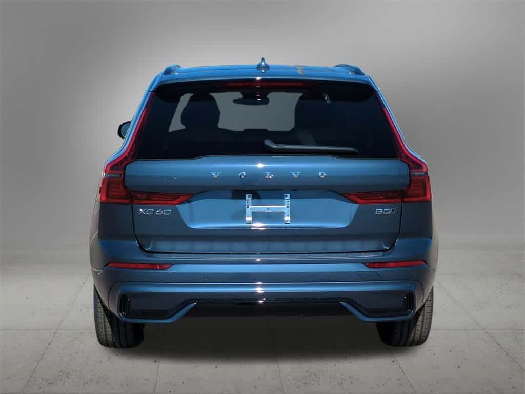 Thumbnail: 2026 Volvo XC60 - 5
