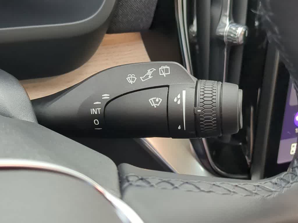 Thumbnail: 2026 Volvo XC90 - 26