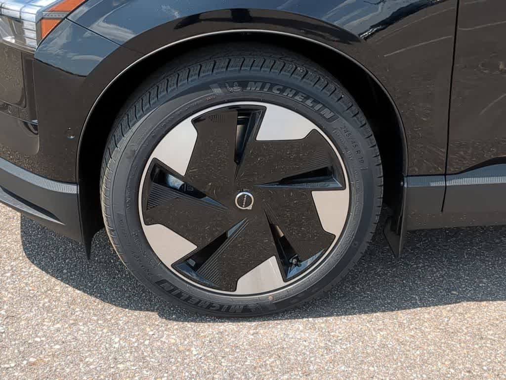 Thumbnail: 2026 Volvo EX30 - 13