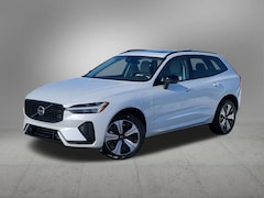 2025 Volvo XC60 plug-in hybrid T8 Core I-4 cyl All-Wheel Drive