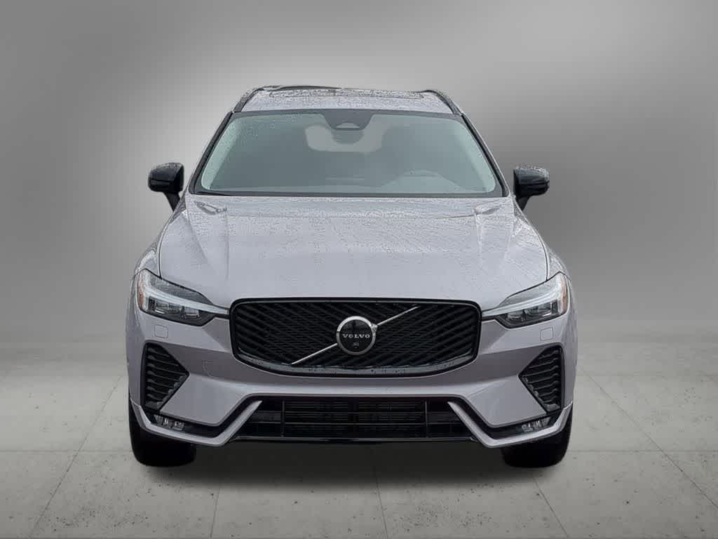Thumbnail: 2026 Volvo XC60 - 9