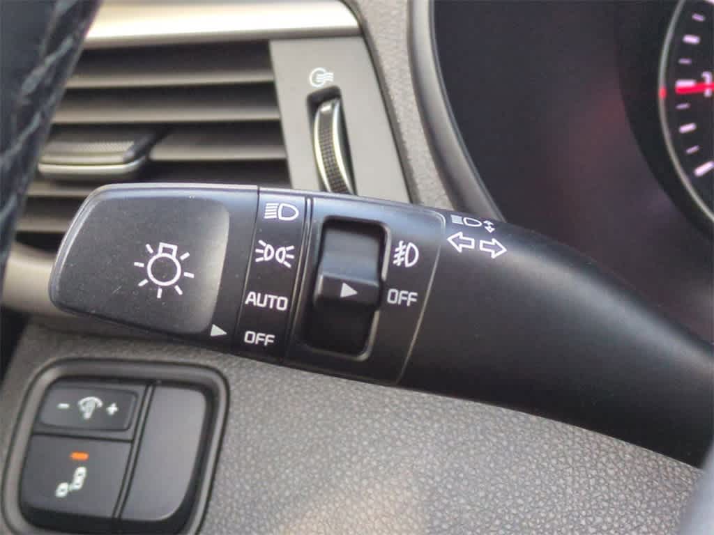 Thumbnail: 2018 Kia Optima - 25