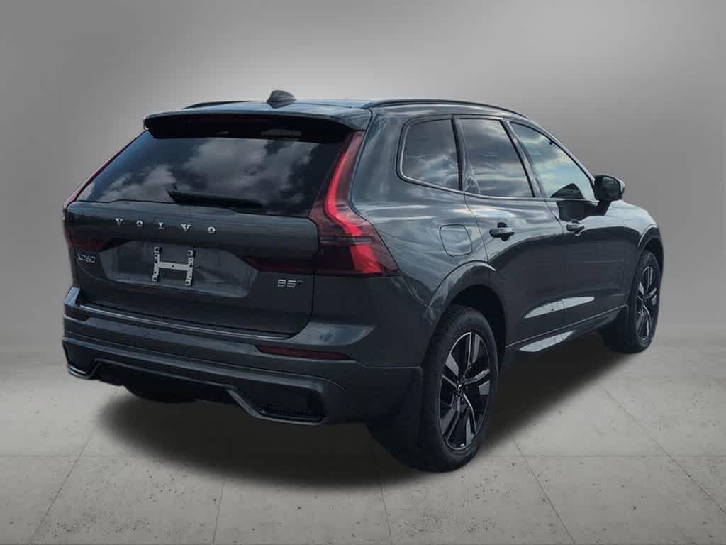 Thumbnail: 2026 Volvo XC60 - 6