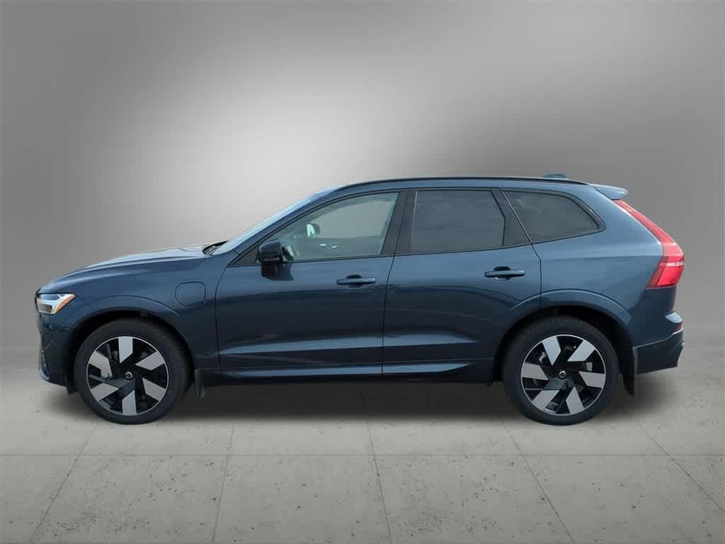 Used 2025 Volvo XC60 plug-in hybrid T8 Plus SUV