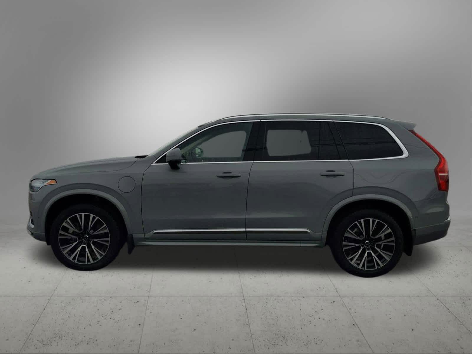 Thumbnail: 2025 Volvo XC90 - 3