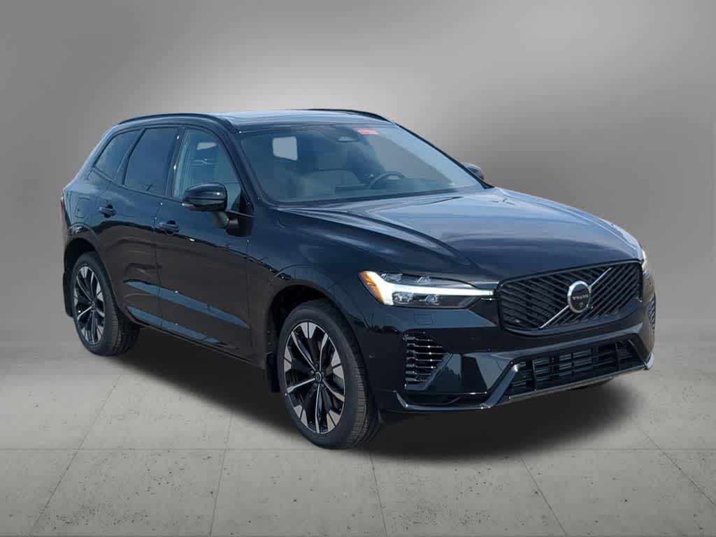 Thumbnail: 2026 Volvo XC60 - 8