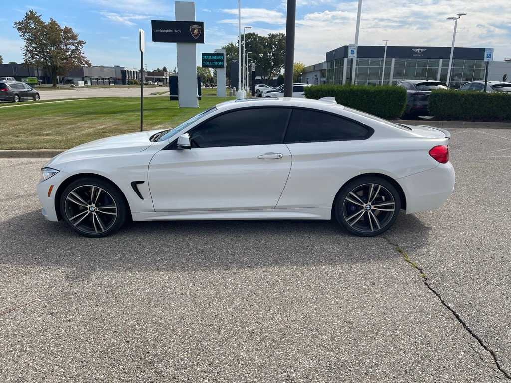 Thumbnail: 2015 BMW 4 Series - 2
