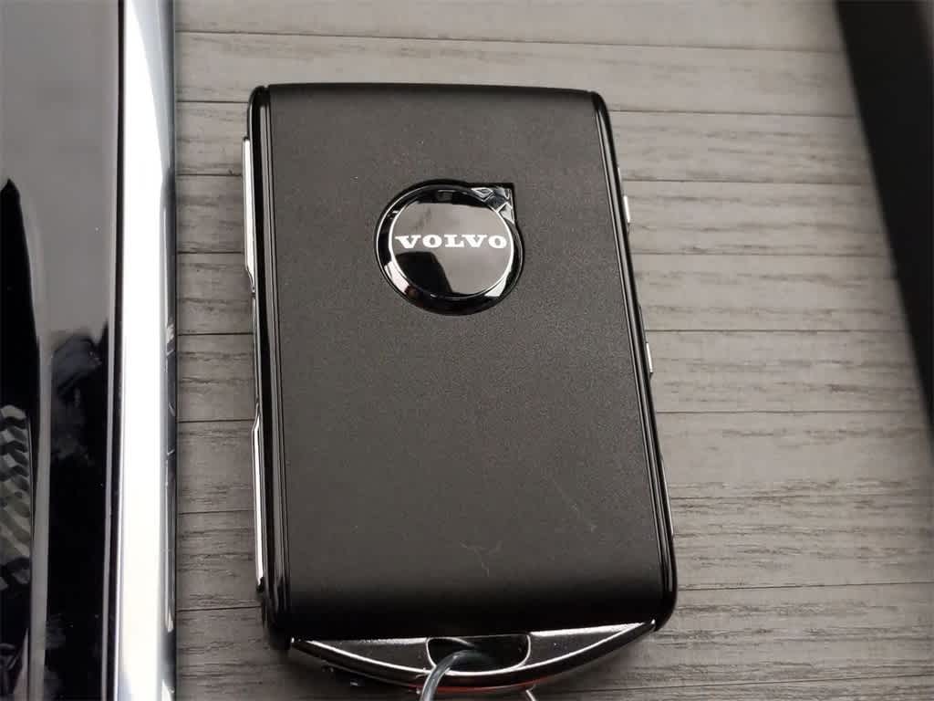 Thumbnail: 2025 Volvo XC60 - 31