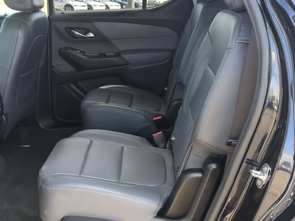 Thumbnail: 2020 Chevrolet Traverse - 18